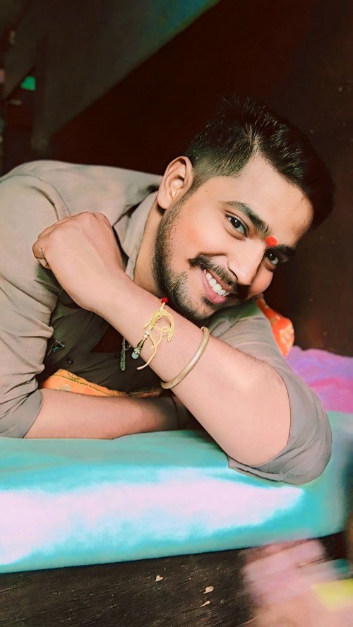 Best Science,Maths,English tutor in Varanasi